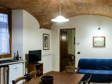 Di Papiano 公寓 *