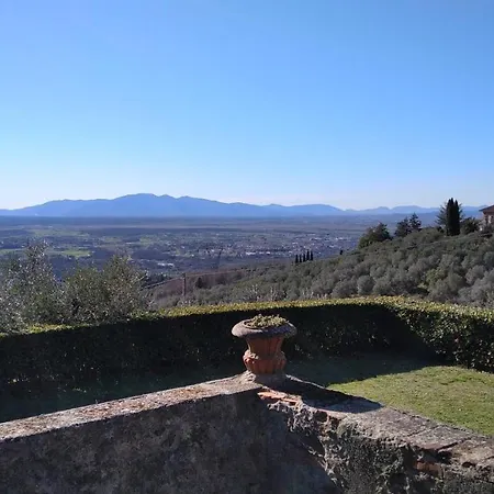 Di Papiano 公寓 *